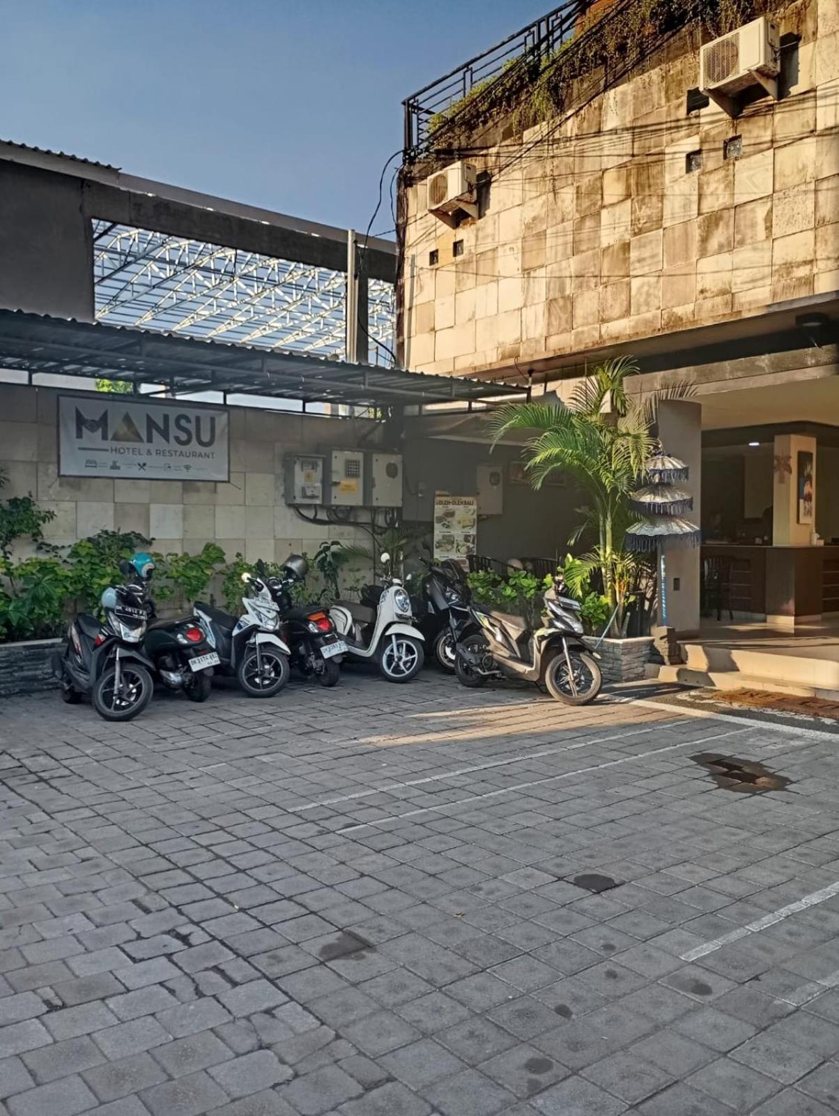 Mansu Hotel And Spa Legian Kuta Lombok Exterior foto